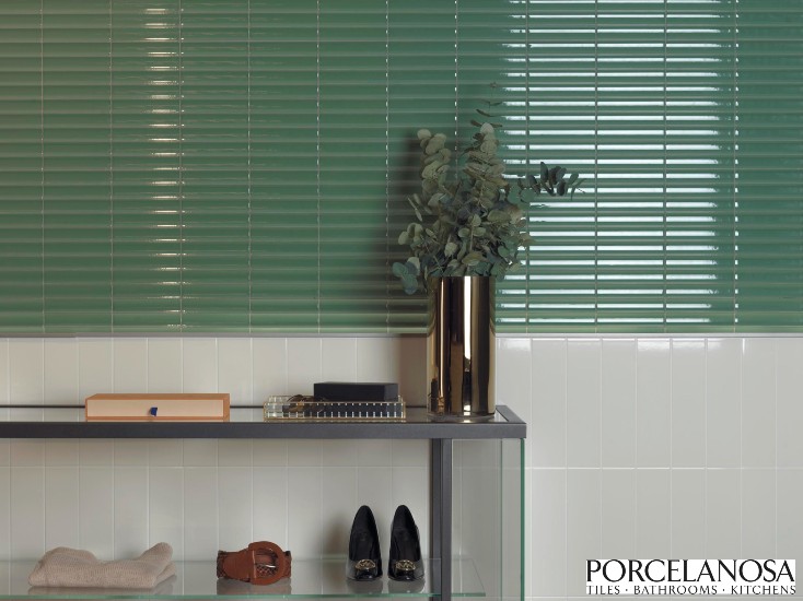 2025 Nov front page ad Porcelanosa 2